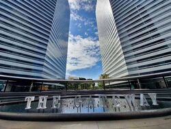 Gateway East (D7), Office #612785301